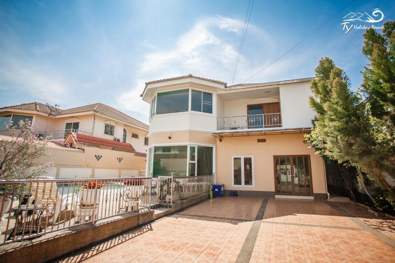 Ty Holiday Resort Паттая Екстер'єр фото