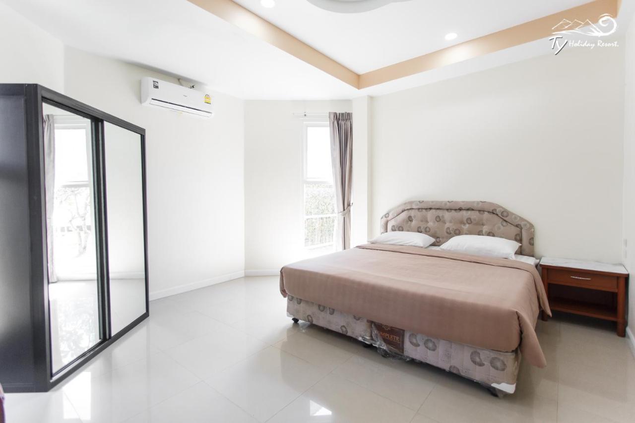 Ty Holiday Resort Паттая Екстер'єр фото