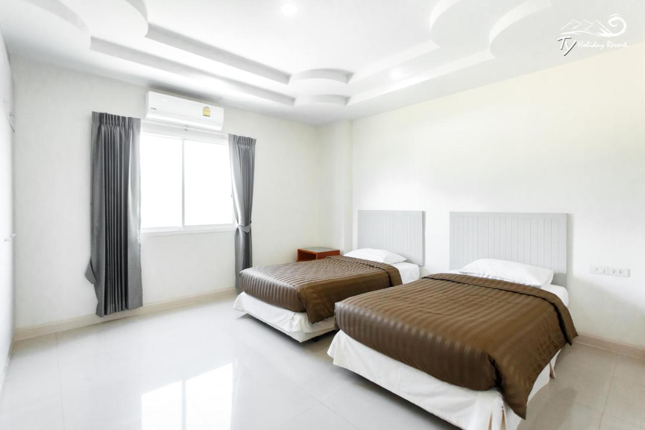 Ty Holiday Resort Паттая Екстер'єр фото